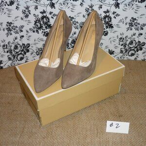 Michael Kors Tan suede heels 7.5.... BRAND NEW, still in box